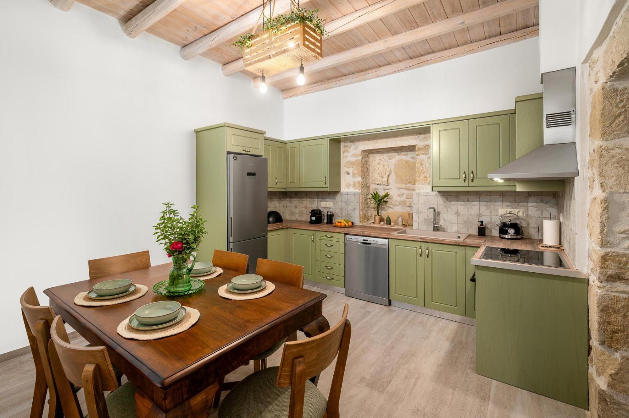 Papadia Luxury Apartments Пицидия Екстериор снимка